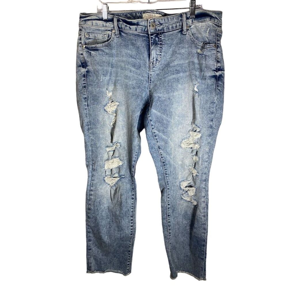 Torrid Boyfriend Jeans Size 18 Light Blue Distressed